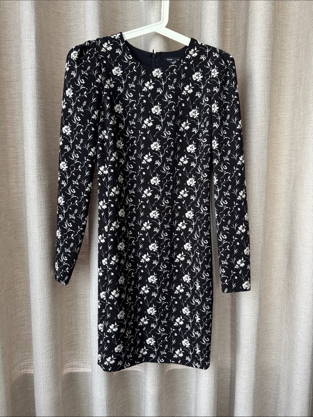 Club Monaco Black Floral Long-Sleeve Dress